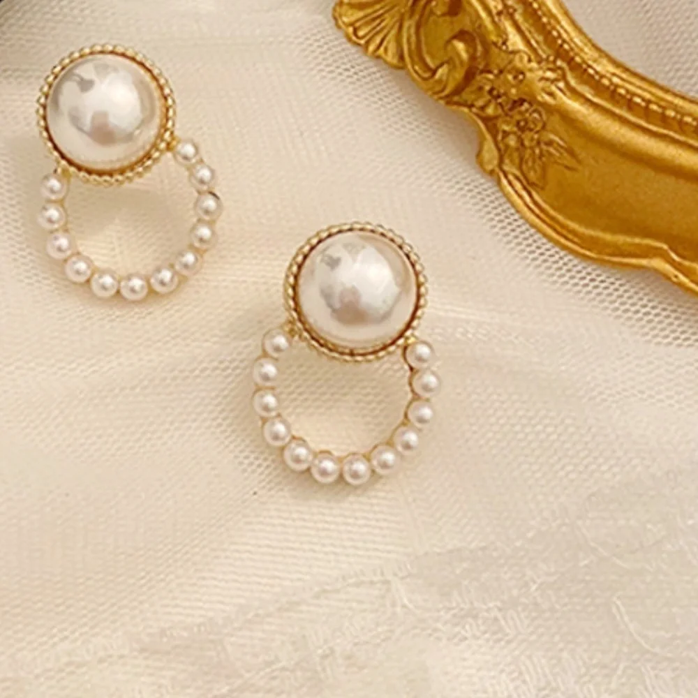 *DACIA* Pearl x Round Fashion Stud Earrings